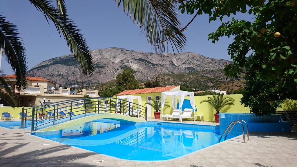 Hotel Mando Marathokampos Exterior photo